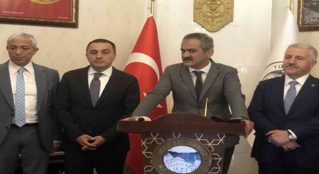 Milli Eğitim Bakanı Özer: “Karsa 867 milyonluk yatırım yapılacak”