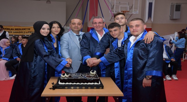 Murzioğluna mezun olduğu okulda sürpriz
