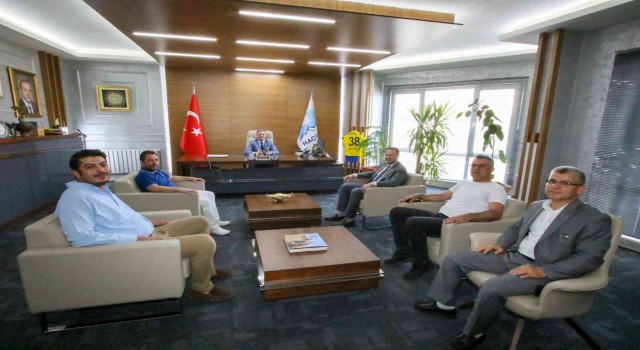 MÜSİADdan Başkan Özdoğana ziyaret