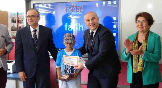 Muşta 107 bin 321 öğrenci karne heyecanı yaşadı