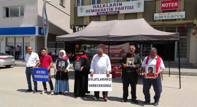 Muşta evlat nöbeti tutan anneler 60 haftadır çocuklarının yolunu gözlüyor