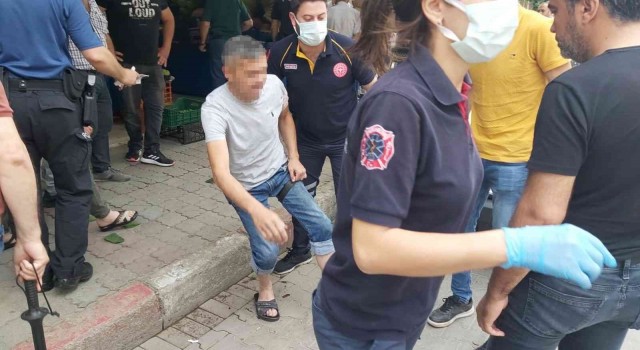 Nazillide bıçaklı kavga; 1 yaralı