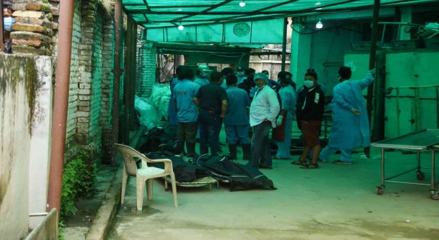 Nepaldeki uçak kazasında hayatını kaybedenler için cenaze töreni