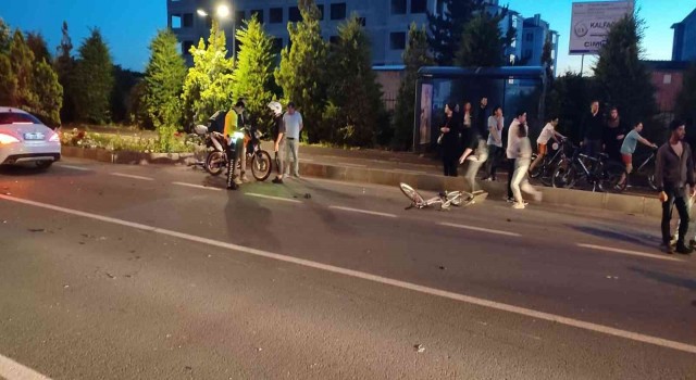 Nevşehirde motosiklet ile bisikletler çarpıştı: 3 yaralı