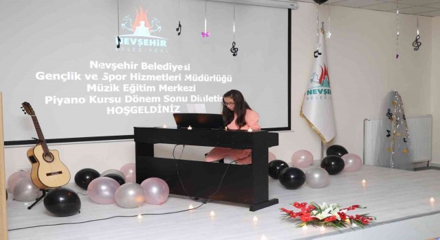 Nevşehirli öğrencilerden müzik dinletisi