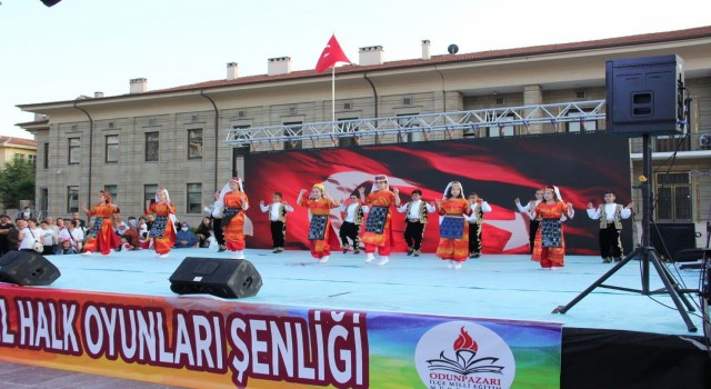 Odunpazarında Halk Oyunları Şenliği