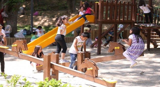 Öğrenciler okul stresini doğal yaşam parkında atıyor