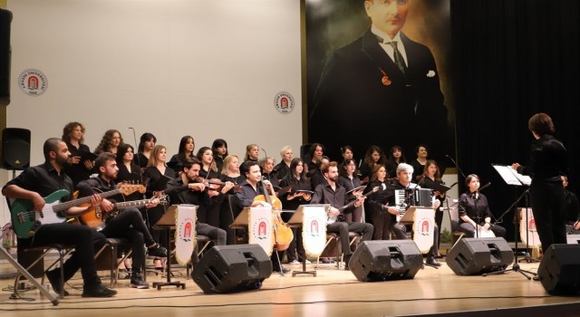 OKTAM Kadınlar Korosundan Amasya Üniversitesinde konser