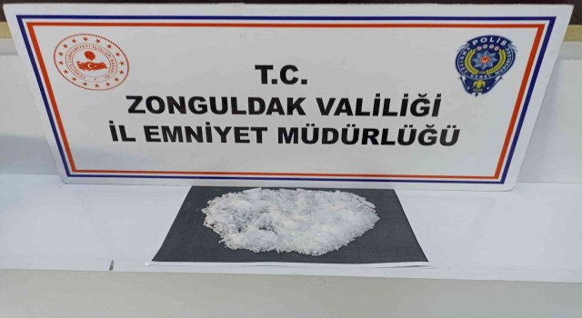 Öldürücü etkiye sahip uyuşturucuyu öğrencilere satacaktı ekipler tarafından yakalandı