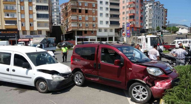 Orduda zincirleme kaza: 2 yaralı