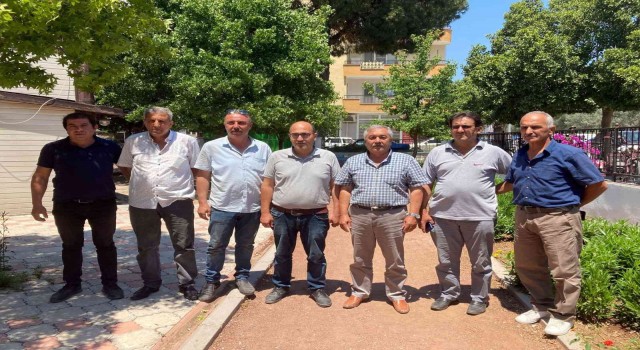 Ortacada 8 muhtar derneklerinden ayrıldığını açıkladı