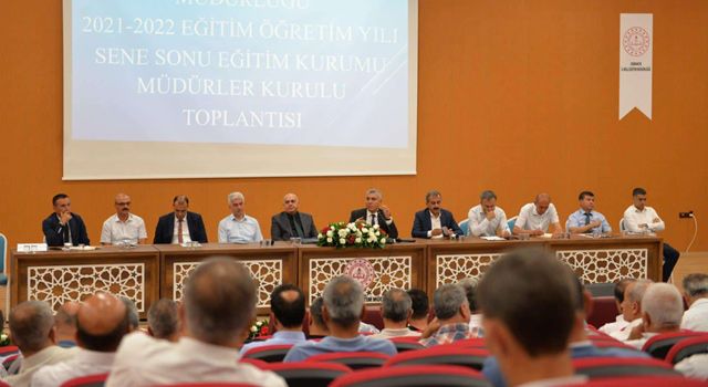Osmaniye'de Sene sonu eğitim kurum Müdürleri toplantısı yapıldı