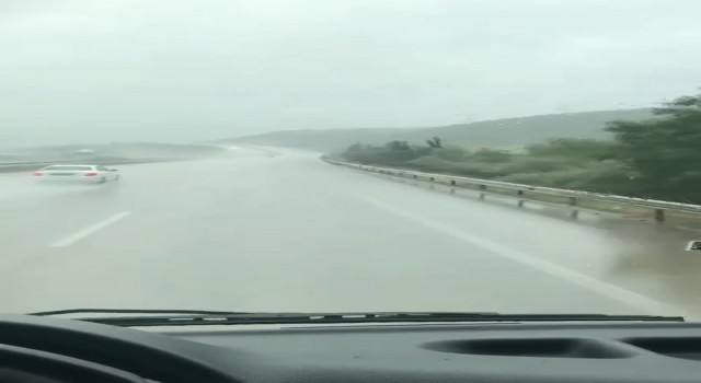 Otobandaki kaza kameralara böyle yansıdı