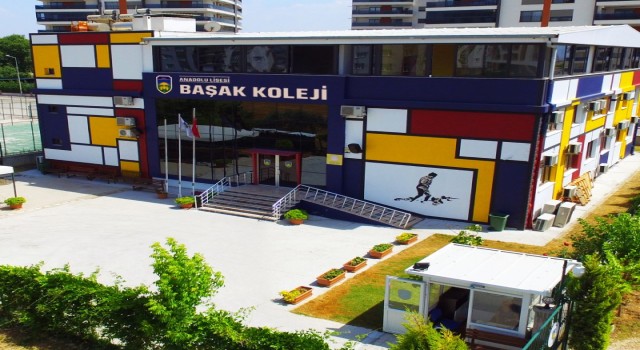 Özel Başak Anadolu lisesi idareci ve bölüm başkanları YKS sınavını değerlendirdi