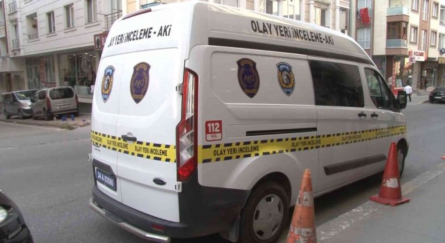 (ÖZEL) Esenyurtta feci olay: 2 yaşındaki çocuk pencereden düşerek öldü