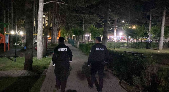 Park ve bahçelerde gece devriyeleri arttırıldı
