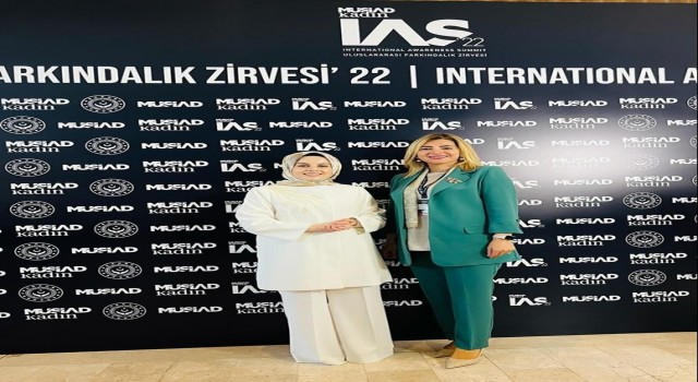 Polat, Uluslararası Farkındalık Zirvesinde Erzurumu temsil etti