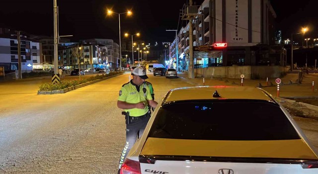 Polisten üniversite bölgesinde denetim