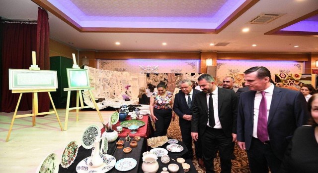 Pursaklarda el emeği göz nuru ürünler görücüye çıktı
