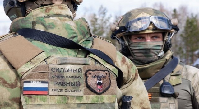 Putin'den, ölen askerlerin ailelerine 81 bin 500 dolar maddi yardım