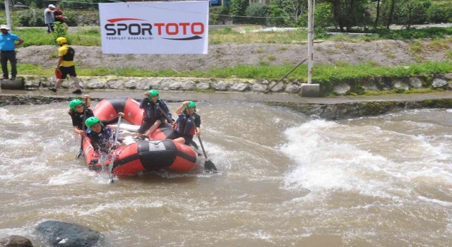 Rafting Okul Sporları Türkiye finalleri Rizede yapıldı