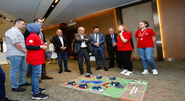 Root 2022nin şampiyonları küçükçekmece bilgi evleri ve çocuk üniversitesinden
