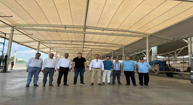 Salihlide Pazaryerinin üstü kapatıldı