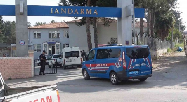 Samsunda sentetik ecza ele geçirildi: 1i doktor 3 gözaltı