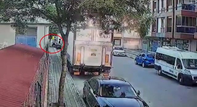 Sancaktepede kamyonetten 2 bin lira değerinde akü çaldılar