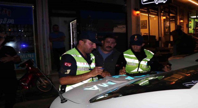 Sandıklıda polis ve jandarmadan motosiklet sürücülerine yönelik ortak denetim