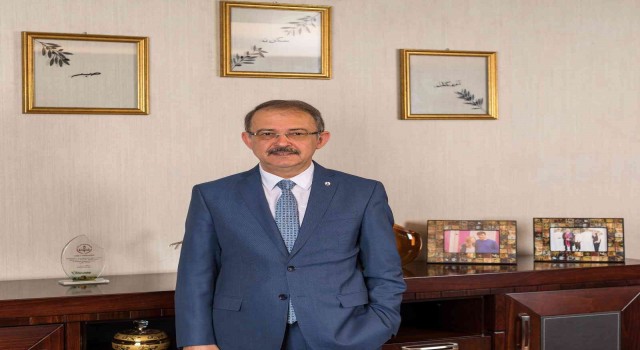 SANKO Üniversitesi Rektörü Prof. Dr. Dağlıdan Babalar Günü mesajı