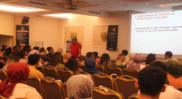 Şanlıurfada öğretmenlere Hızlı Okuma Teknikleri Eğitimi veriliyor