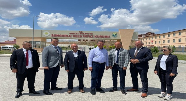 Sarıgülden Çorumda af çağrısı