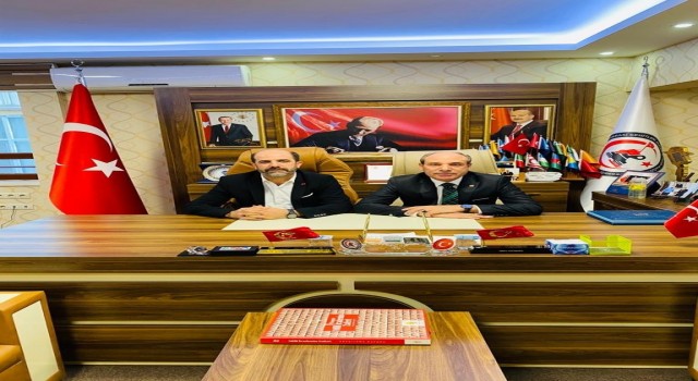 Şehit ailelerinden DEVA Partili Yeneroğlu ve AK Partili Özşavlıya tepki