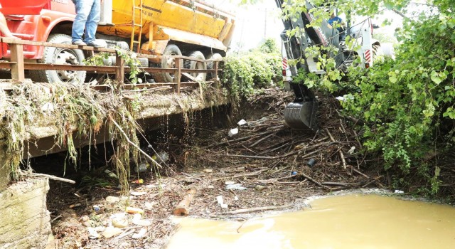 Selin zarar verdiği Kocaalide hayat normale dönüyor