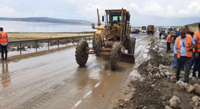 Şereflikoçhisarda sel büyük hasara neden oldu