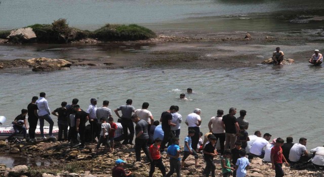 Serinlemek için girdiği Dicle Nehrinden cansız bedeni çıkarıldı