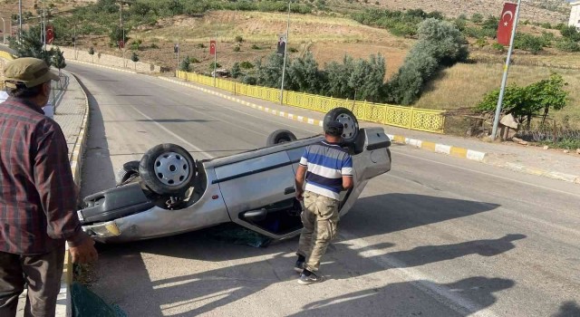 Siirtte araç takla attı: Sürücü kazayı yara almadan atlattı