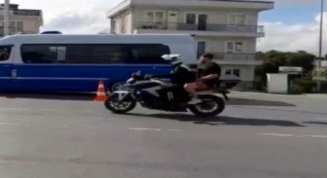 Sınava giriş belgesini evde unuttu, yardımına polis koştu