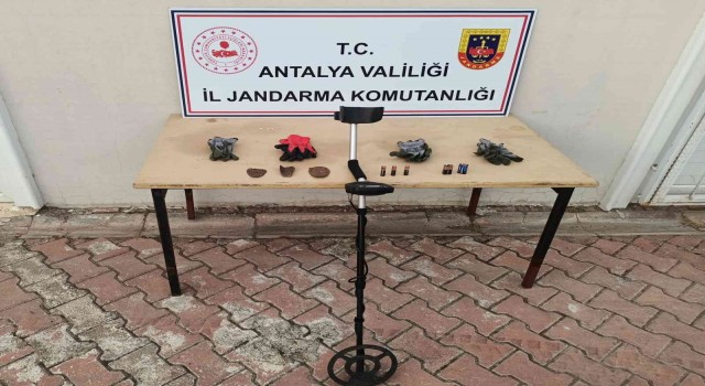 Sit alanında dedektör cihazı bulundu: 3 gözaltı