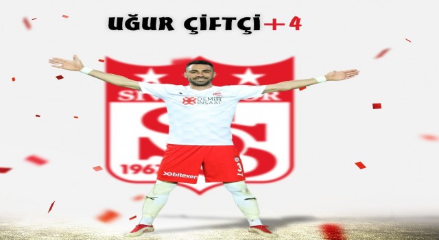 Sivasspor, Uğur Çiftçinin sözleşmesinin 4 yıl uzatıldığını açıkladı.