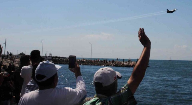 SOLOTÜRKten Yalova semalarında muhteşem gösteri