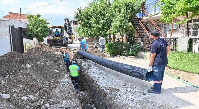 Spil Mahallesinde kanalizasyon sorunu çözüme kavuşuyor