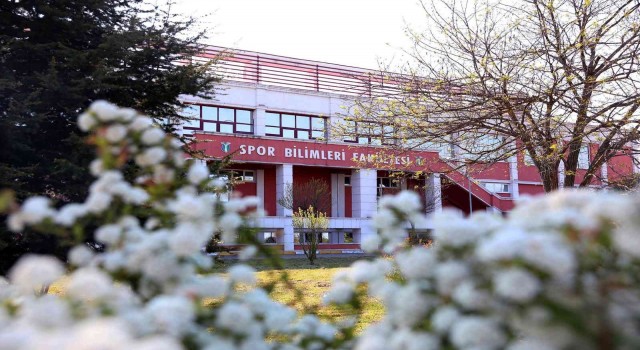 SUBÜ Spor Bilimleri Fakültesine akreditasyon