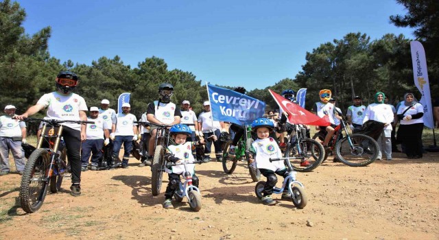 Sultanbeylide buluşan downhill sporcuları ve çevre gönüllülerinden mesaj