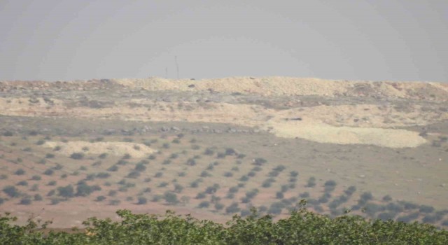 Suriyede, YPG/PKKlı teröristlerin cirit attığı mevziler boş kaldı