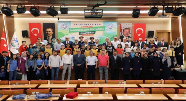 Talasta atıklar dönüşüme, ödüller öğrencilere