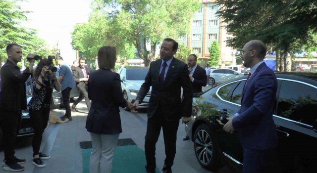 Tarım ve Orman Bakan Yardımcısı Gizligider: “Türkiyede kıtlık beklemiyoruz”