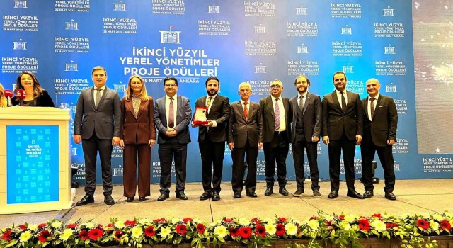 Tasarımları ile adını dünyaya duyurdu