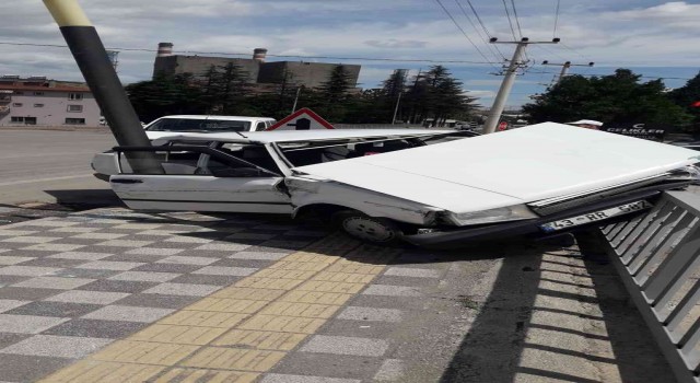 Tavşanlıda trafik kazası: 4 yaralı